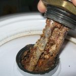 Чистка водонагревателя с извлечением ТЭНа