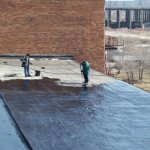 How to lay waterproofing on a roof