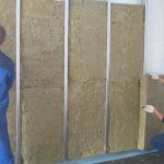 Минвату можно использовать для внутреннего утепления жилья благодаря минимальному содержанию вредных веществ или полному их отсутствию