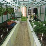 Before making warm beds in a greenhouse, it is worth studying the recommendations of professionals