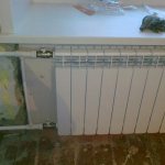 knocking in the heating pipes in the apartment