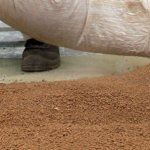 Bathroom insulation with expanded clay